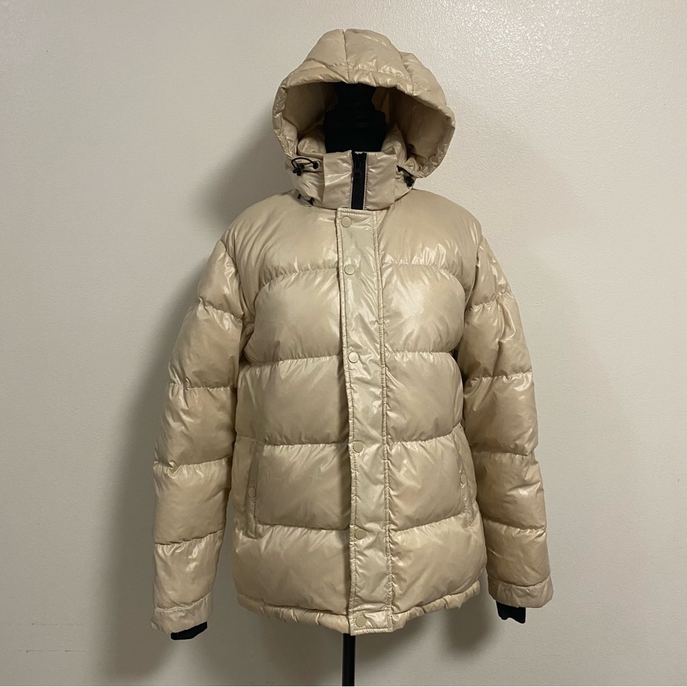 Aritzia TNA Jacket Women Size XS Almond Tan The Puffer Down Jacket Shiny finish
